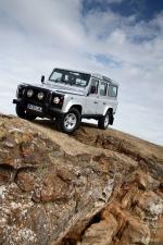 Land Rover Defender 2006 года